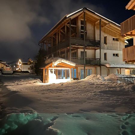 Garni - Hotel Am Burghuegel San Candido Eksteriør bilde